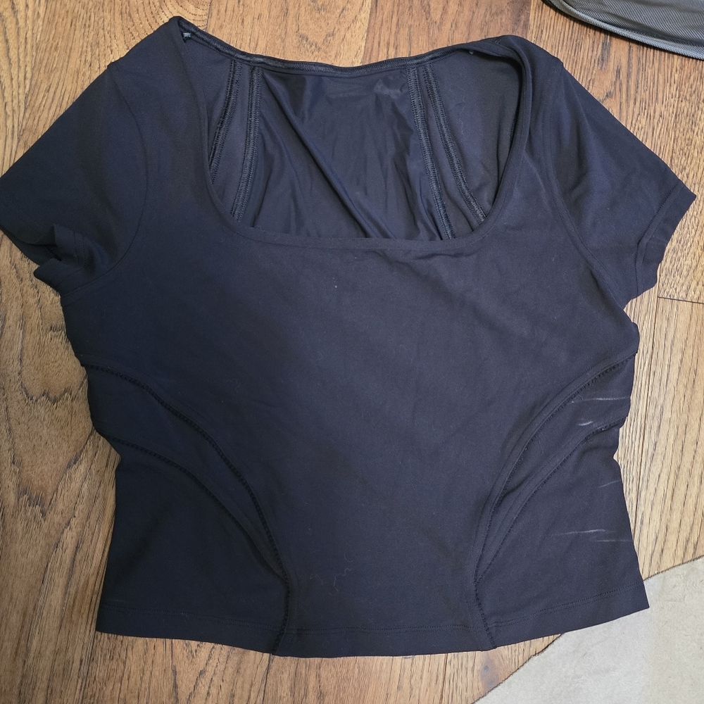Lululemon yoga top